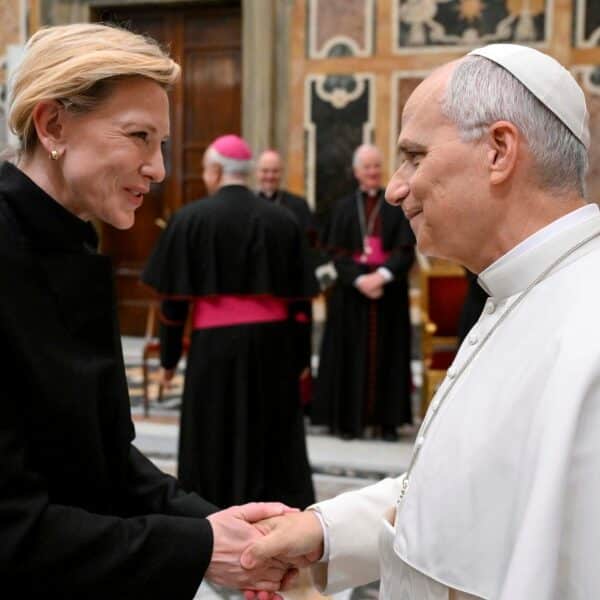 Pope asks big names in film to continue to challenge, inspire, give hope