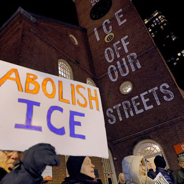 Bishop: To welcome immigrants is to follow God’s ‘divine command’ to care for the stranger
