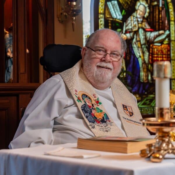 Beloved pastor who endured paralysis dies at 77