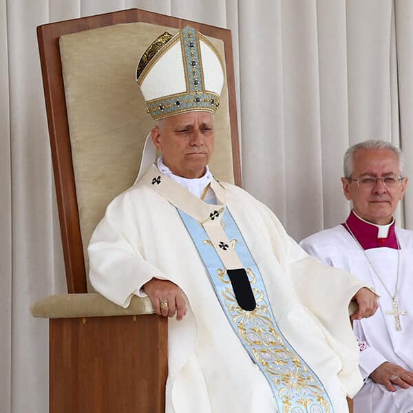 ‘My soul magnifies the Lord!’: Pope Leo marks anniversary of election at Marian shrine in Pompeii