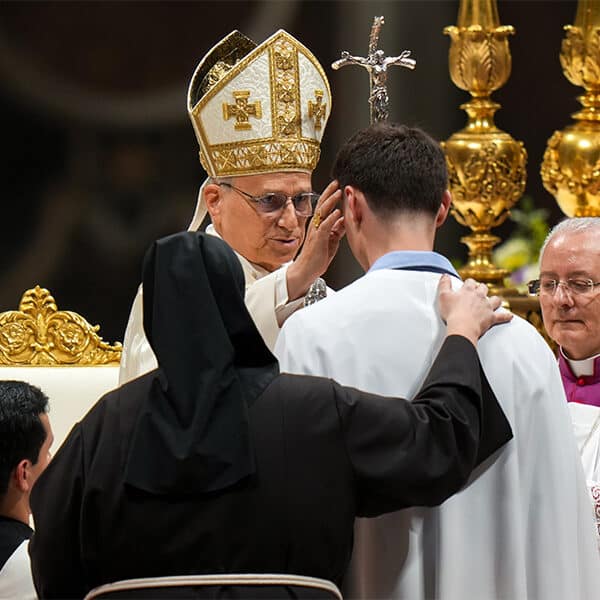 Pope Leo XIV urges confirmation candidates to ask Holy Spirit for gift of perseverance