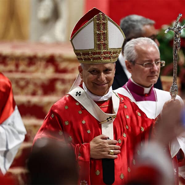 Holy Spirit opens doors of peace, truth and forgiveness, pope says