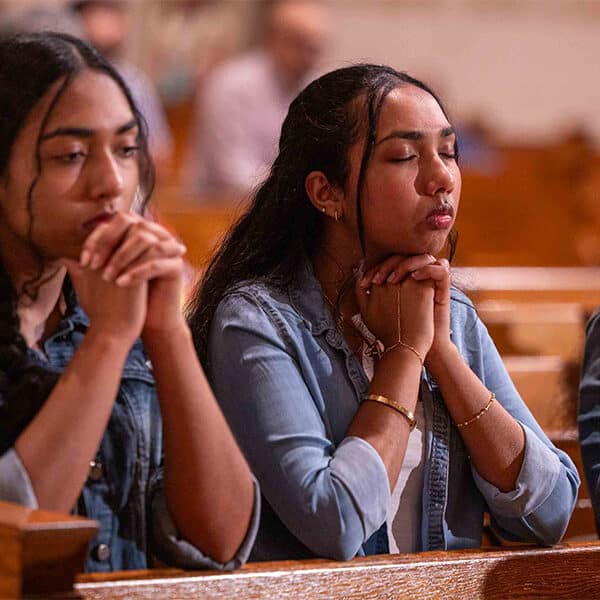 Faithful join in rosary for peace in Washington as pope leads the Marian devotion for world