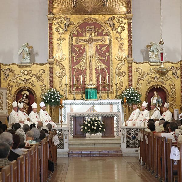 Bishops hold border Mass, rosary and procession for migrants as USA nears 250th