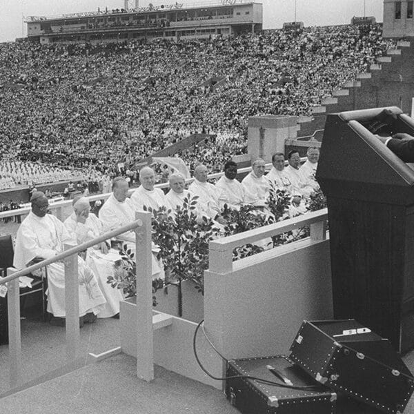 Eucharist drew more than a million, including saints, to Philadelphia in bicentennial year